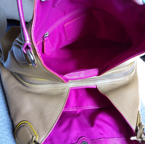 Coach bag, Excellent Condition - Picture 11 of 14